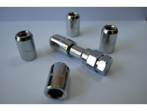 Гайка колесная  М14х1.5х32 мм. Конус. Хром. Внутренний шестигранник. D=20 мм.